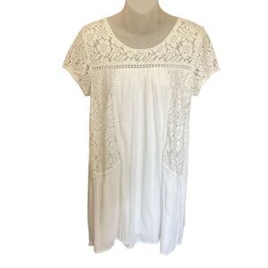 Peach Love Dress Mini Round Neck Lace Floral White Crinkle Fabric Lined Medium